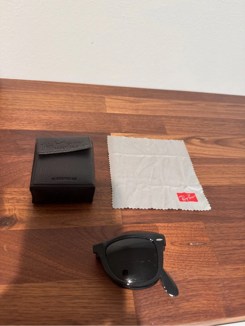 Rayban wayfarer folding classic sunglasses